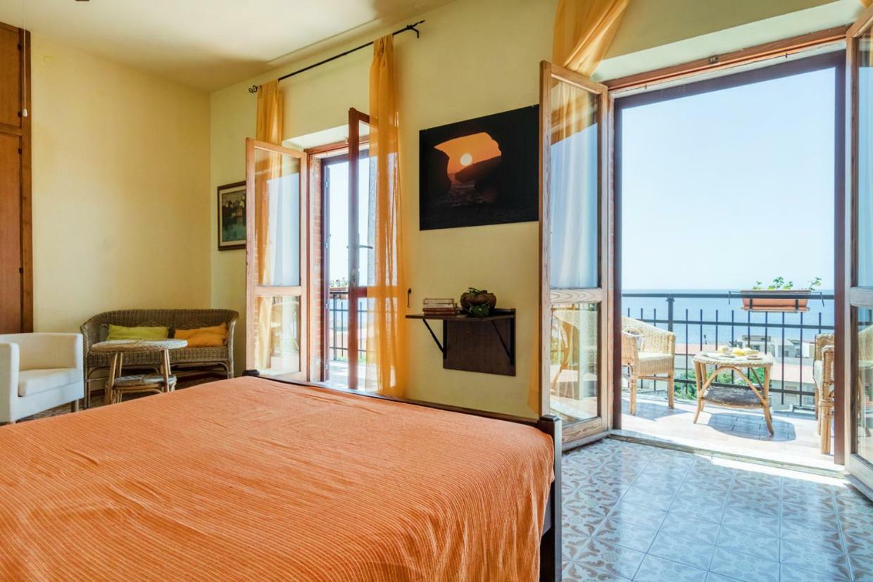 Mare Lughente Bed and Breakfast S'archittu Cuglieri Εξωτερικό φωτογραφία