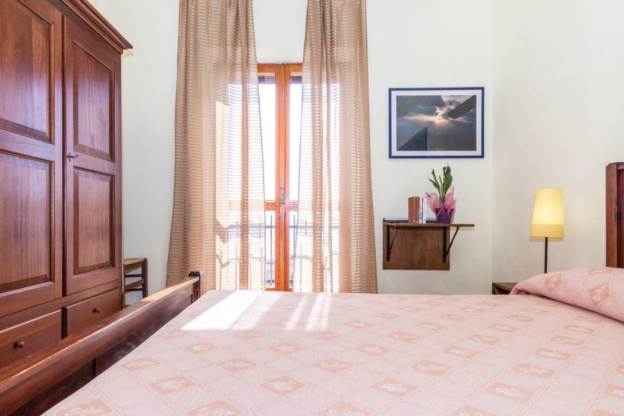 Mare Lughente Bed and Breakfast S'archittu Cuglieri Εξωτερικό φωτογραφία